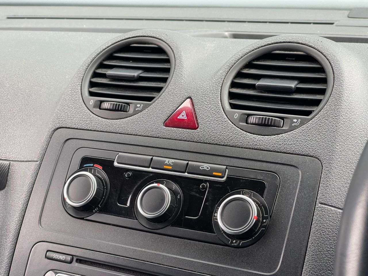 2015 VOLKSWAGEN CADDY 2015 VOLKSWAGEN CADDY