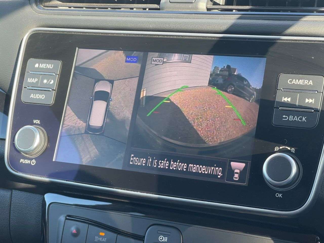 A 2022 NISSAN LEAF 39kWh Tekna Hatchback 5dr Electric Auto (150 ps) REAR CAMERA-SAT NAV-HEATED A 2022 NISSAN LEAF 39kWh Tekna Hatchback 5dr Electric Auto (150 ps) REAR CAMERA-SAT NAV-HEATED