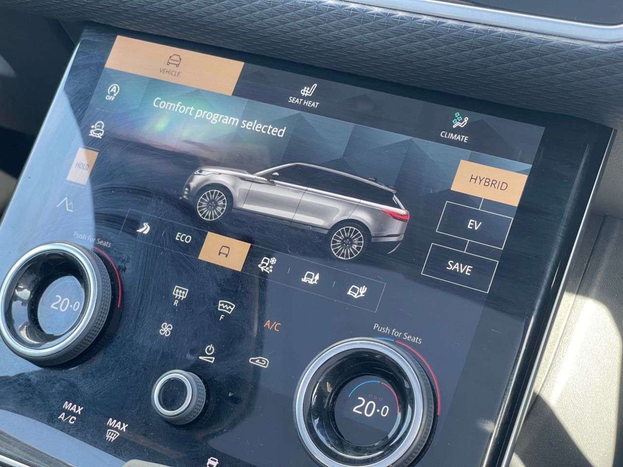 2022 LAND ROVER RANGE ROVER VELAR 2022 LAND ROVER RANGE ROVER VELAR