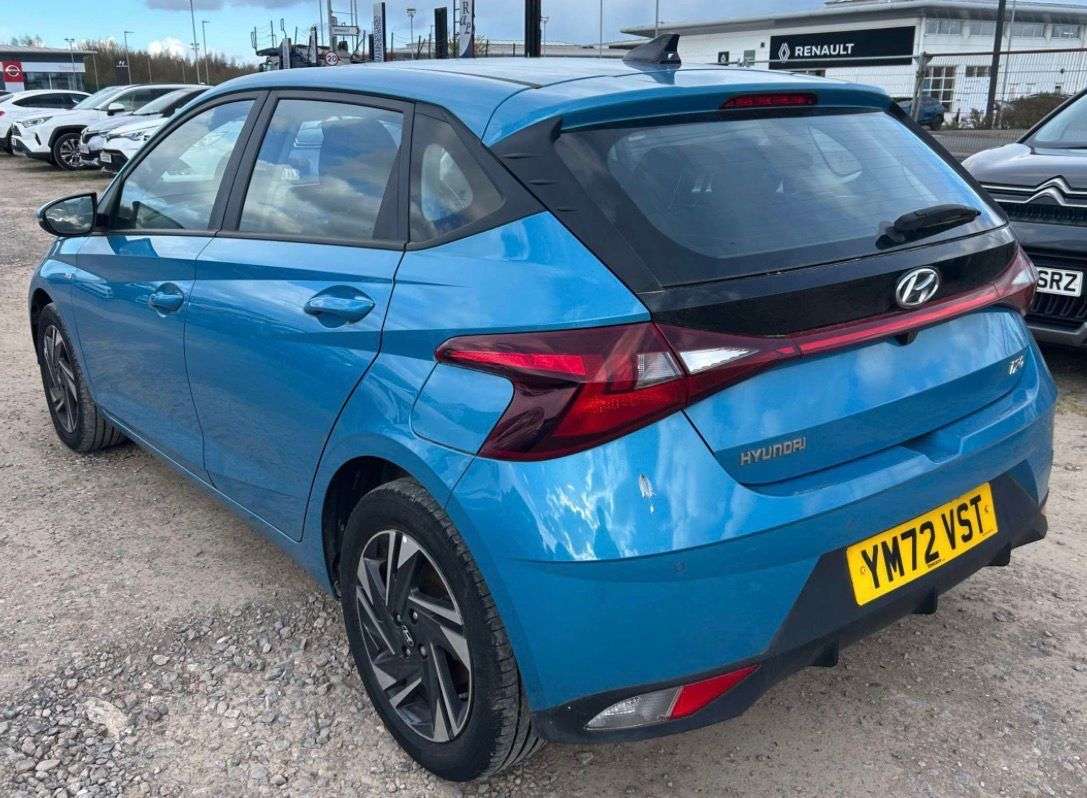 A 2023 HYUNDAI I20 1.0 T-GDi MHEV SE Connect Hatchback 5dr Petrol Hybrid Manual Euro 6 (s/s) ( A 2023 HYUNDAI I20 1.0 T-GDi MHEV SE Connect Hatchback 5dr Petrol Hybrid Manual Euro 6 (s/s) (