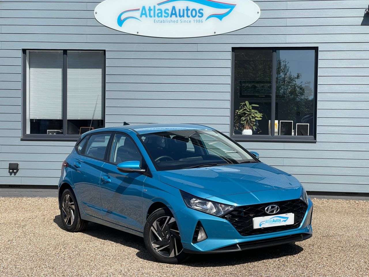 A 2023 HYUNDAI I20 1.0 T-GDi MHEV SE Connect Hatchback 5dr Petrol Hybrid Manual Euro 6 (s/s) ( A 2023 HYUNDAI I20 1.0 T-GDi MHEV SE Connect Hatchback 5dr Petrol Hybrid Manual Euro 6 (s/s) (