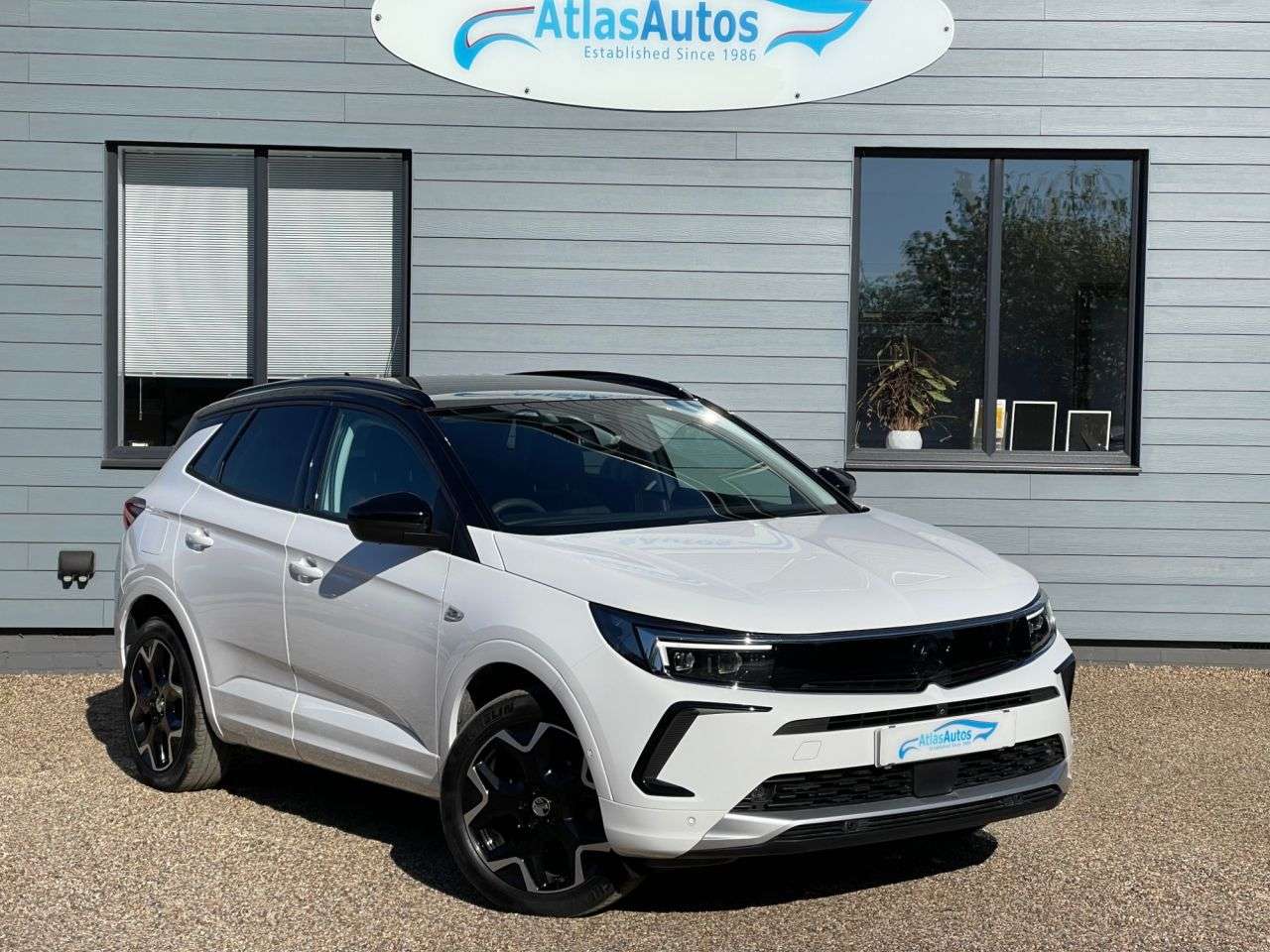 A 2023 VAUXHALL GRANDLAND 1.2 Turbo Ultimate SUV 5dr Petrol Auto Euro 6 (s/s) (130 ps) A 2023 VAUXHALL GRANDLAND 1.2 Turbo Ultimate SUV 5dr Petrol Auto Euro 6 (s/s) (130 ps)