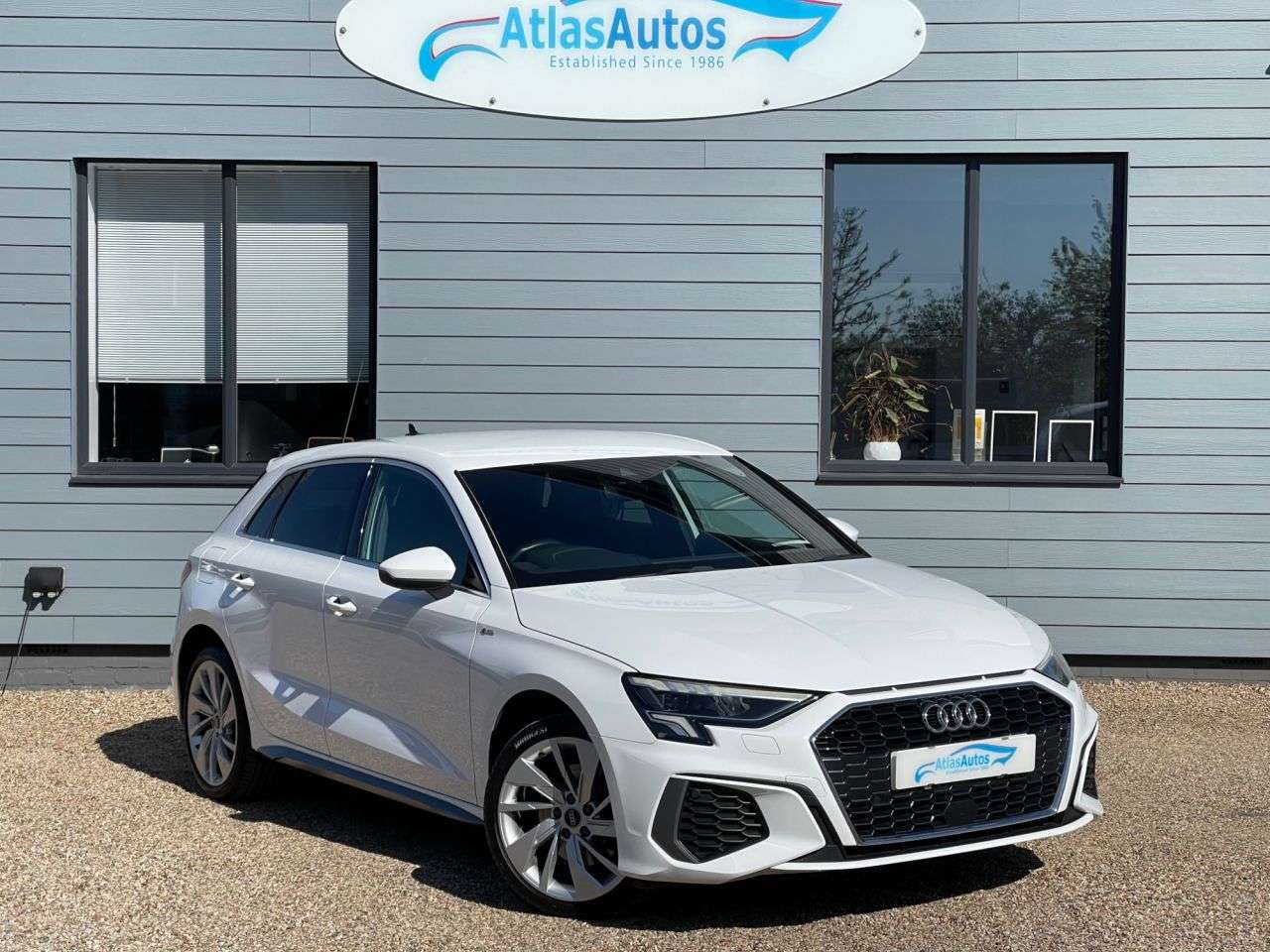 A 2021 AUDI A3 1.4 TFSIe 40 S line Sportback 5dr Petrol Plug-in Hybrid S Tronic Euro 6 (s/ A 2021 AUDI A3 1.4 TFSIe 40 S line Sportback 5dr Petrol Plug-in Hybrid S Tronic Euro 6 (s/