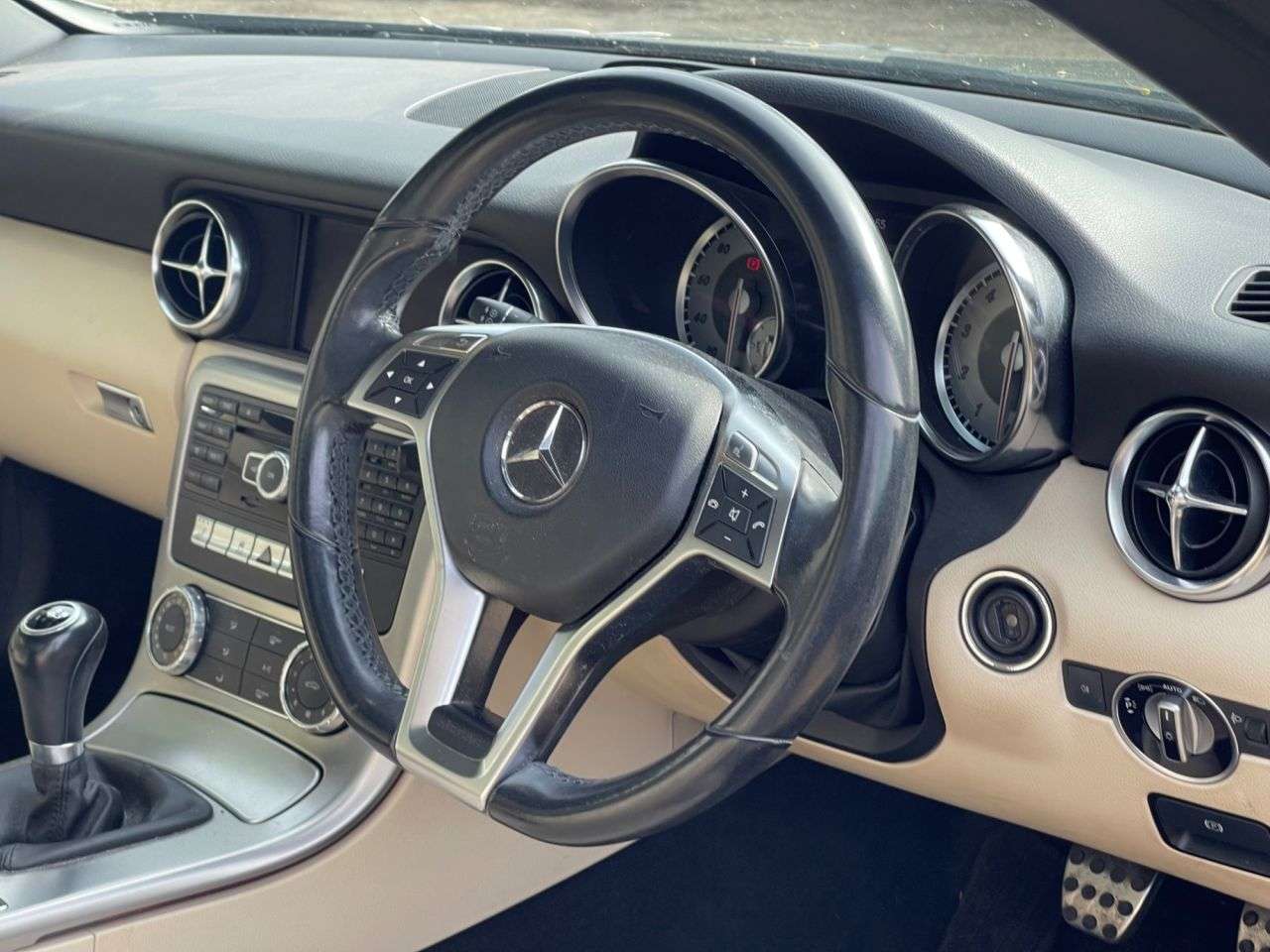 2011 MERCEDES-BENZ SLK 2011 MERCEDES-BENZ SLK