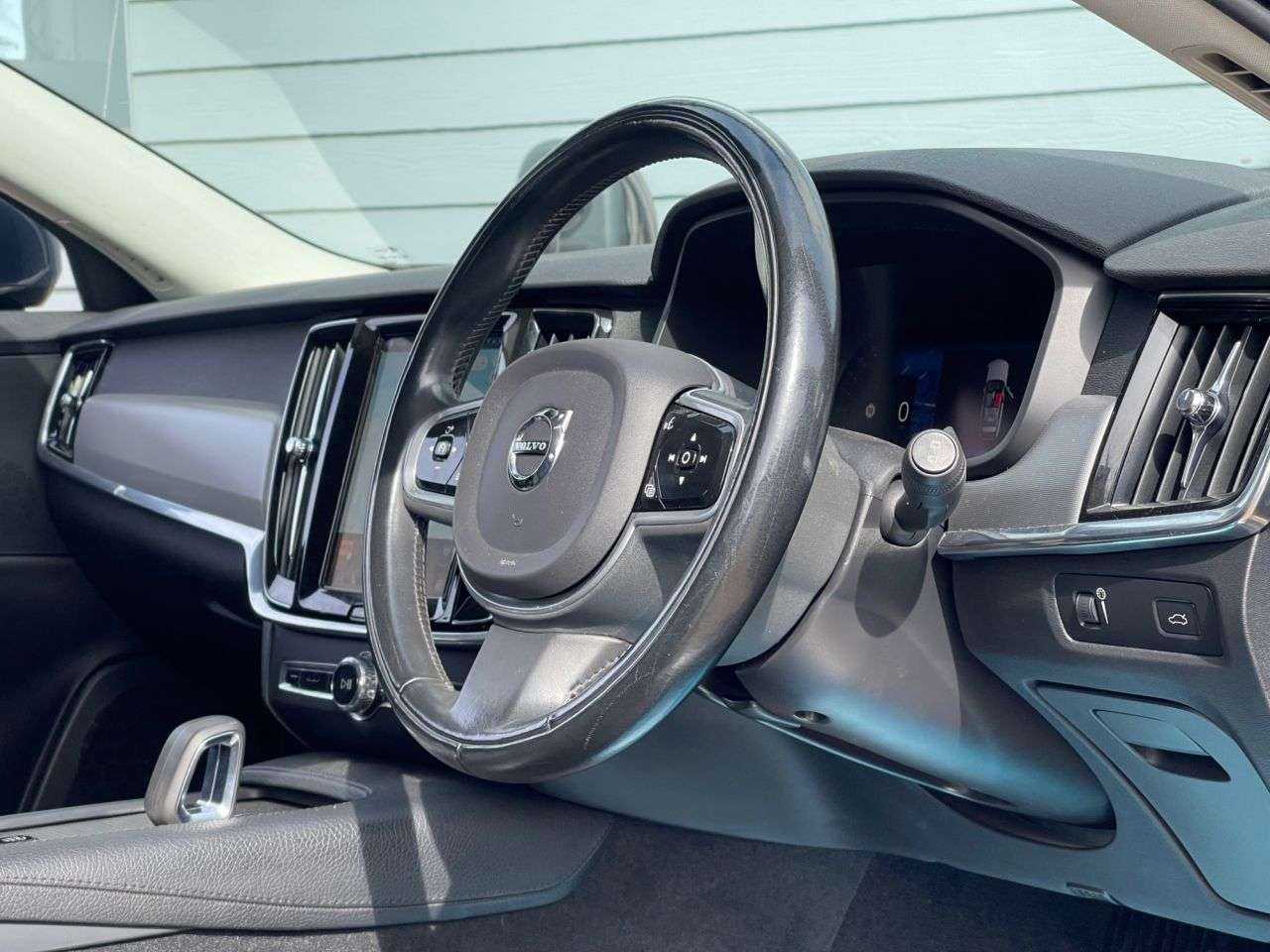 2021 VOLVO V90 2021 VOLVO V90