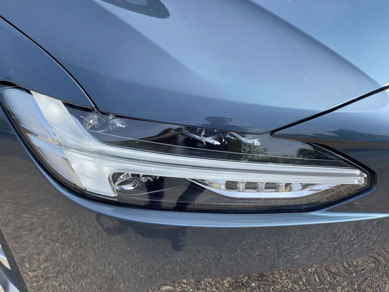 2021 VOLVO V90 2021 VOLVO V90