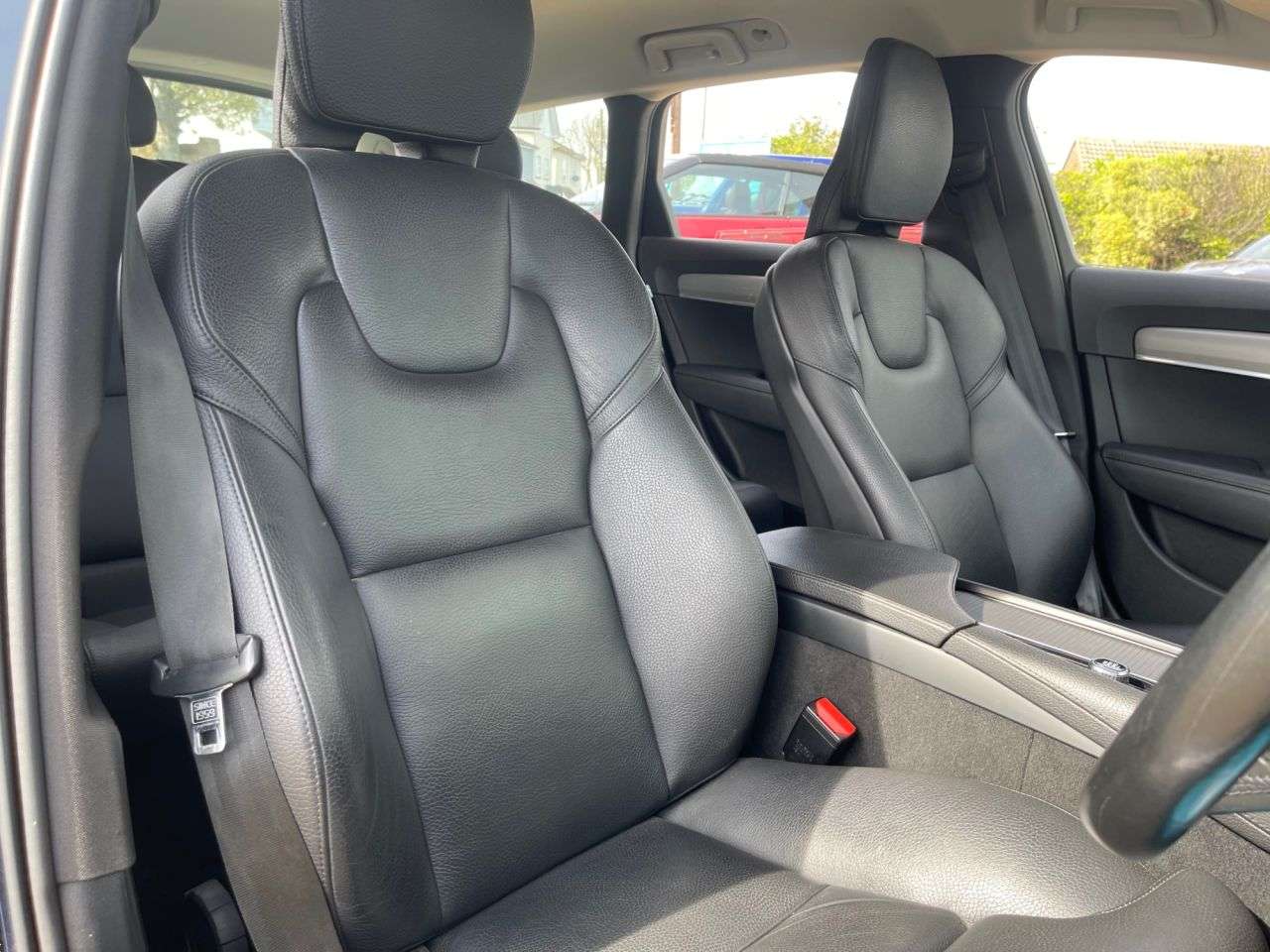 2021 VOLVO V90 2021 VOLVO V90