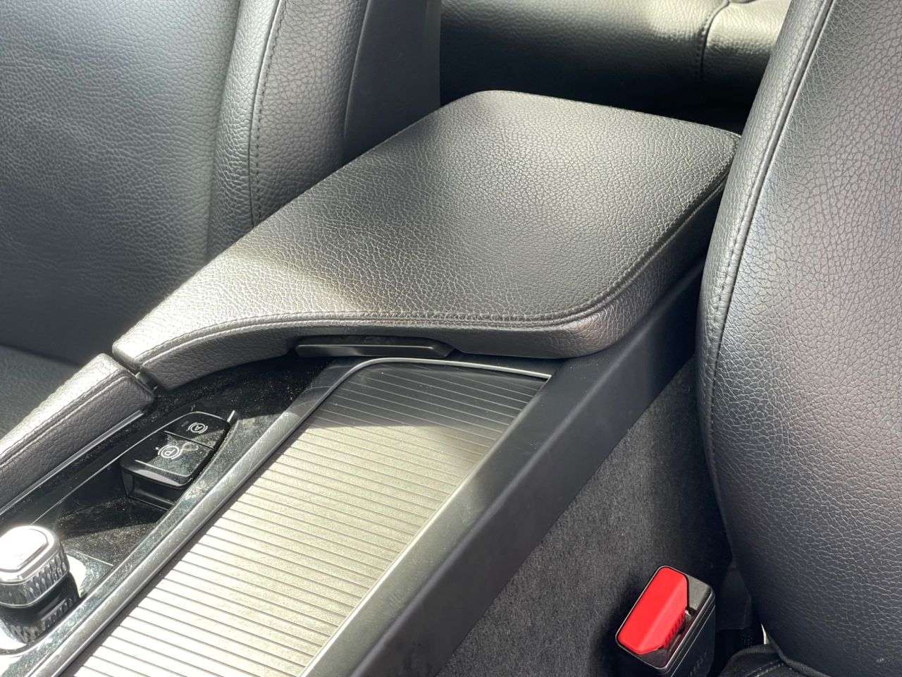 2021 VOLVO V90 2021 VOLVO V90