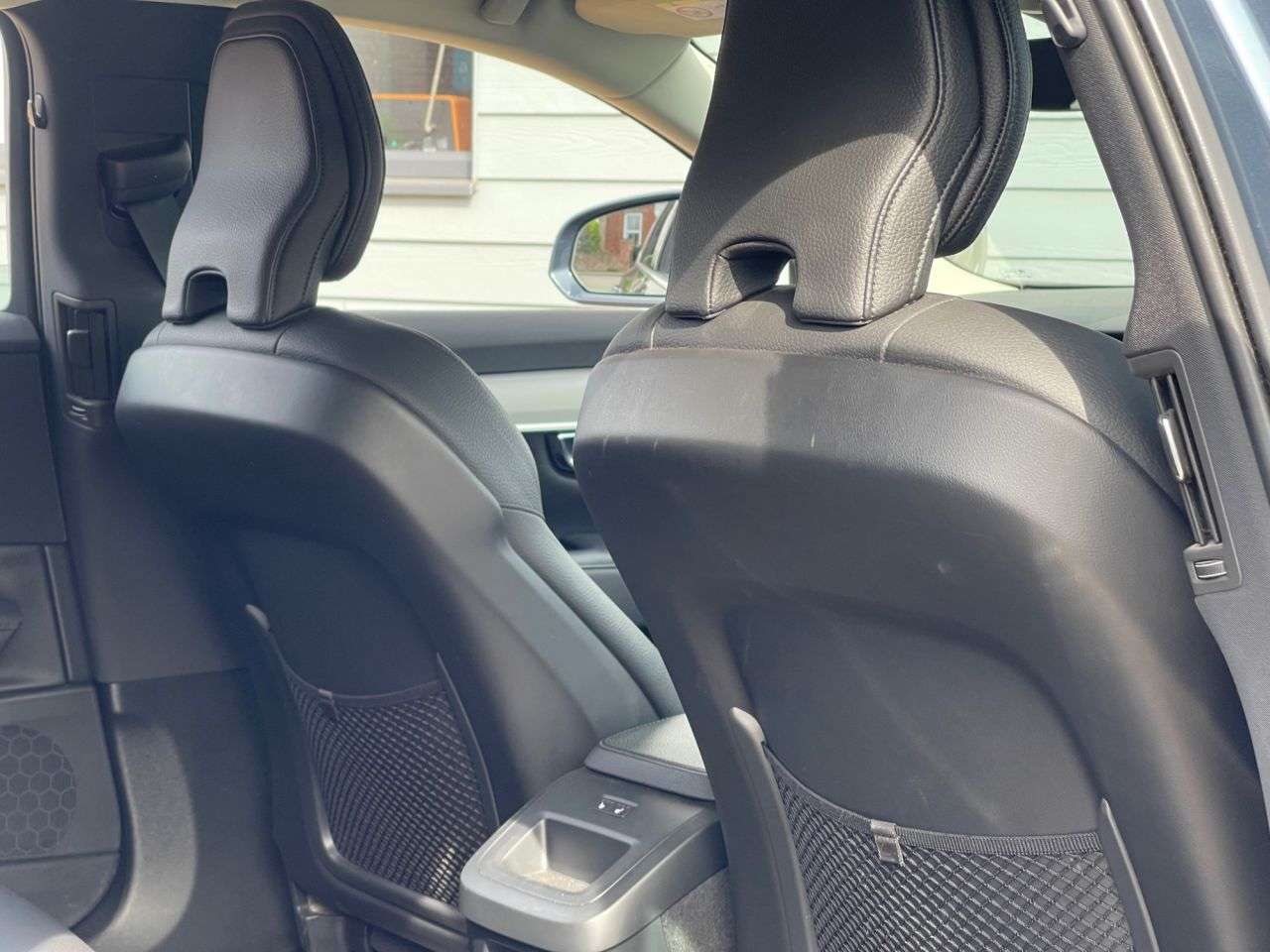 2021 VOLVO V90 2021 VOLVO V90