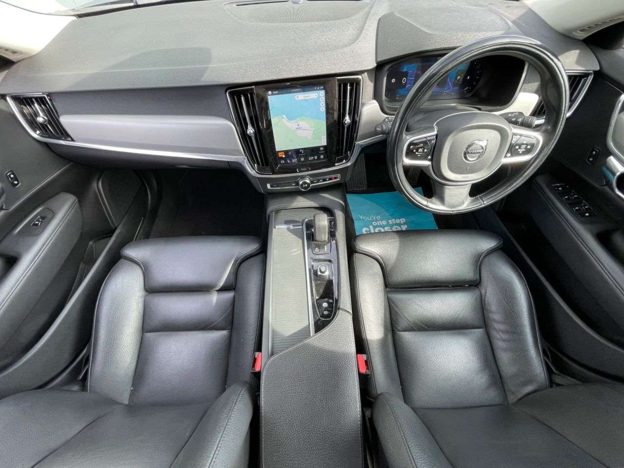 2021 VOLVO V90 2021 VOLVO V90