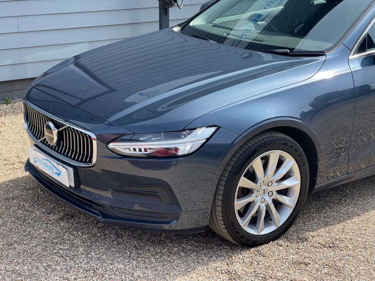 2021 VOLVO V90 2021 VOLVO V90