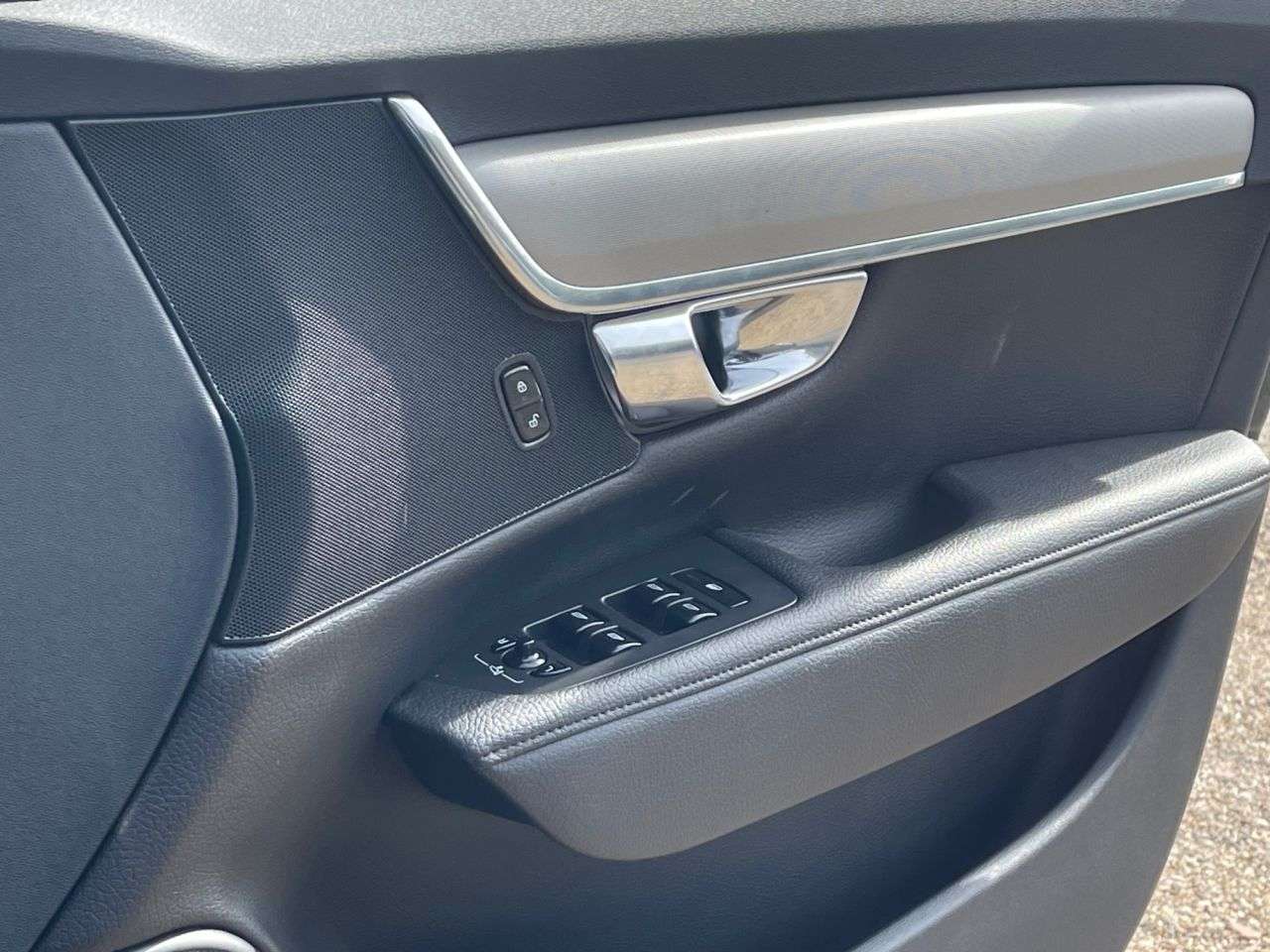 2021 VOLVO V90 2021 VOLVO V90