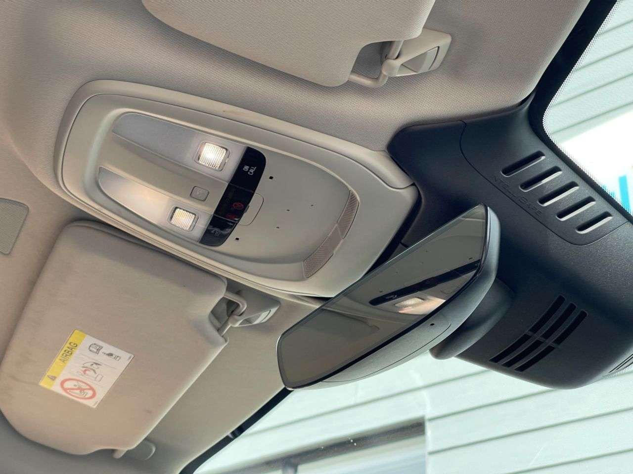 2021 VOLVO V90 2021 VOLVO V90