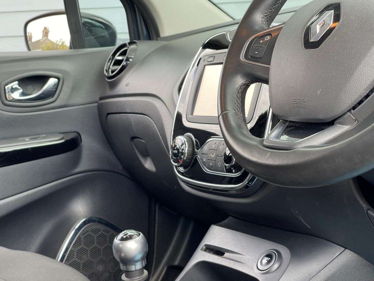 2017 RENAULT CAPTUR 2017 RENAULT CAPTUR