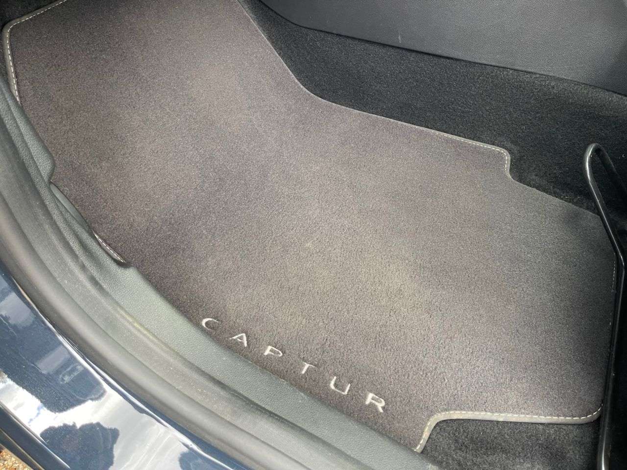 2017 RENAULT CAPTUR 2017 RENAULT CAPTUR