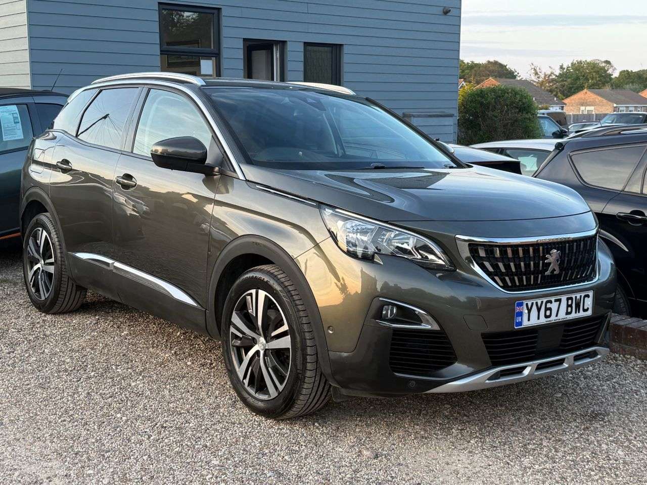 A 2017 PEUGEOT 3008 1.2 PureTech Allure SUV 5dr Petrol Manual Euro 6 (s/s) (130 ps) A 2017 PEUGEOT 3008 1.2 PureTech Allure SUV 5dr Petrol Manual Euro 6 (s/s) (130 ps)