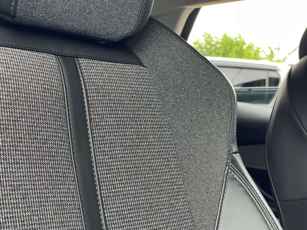 2017 PEUGEOT 3008 2017 PEUGEOT 3008
