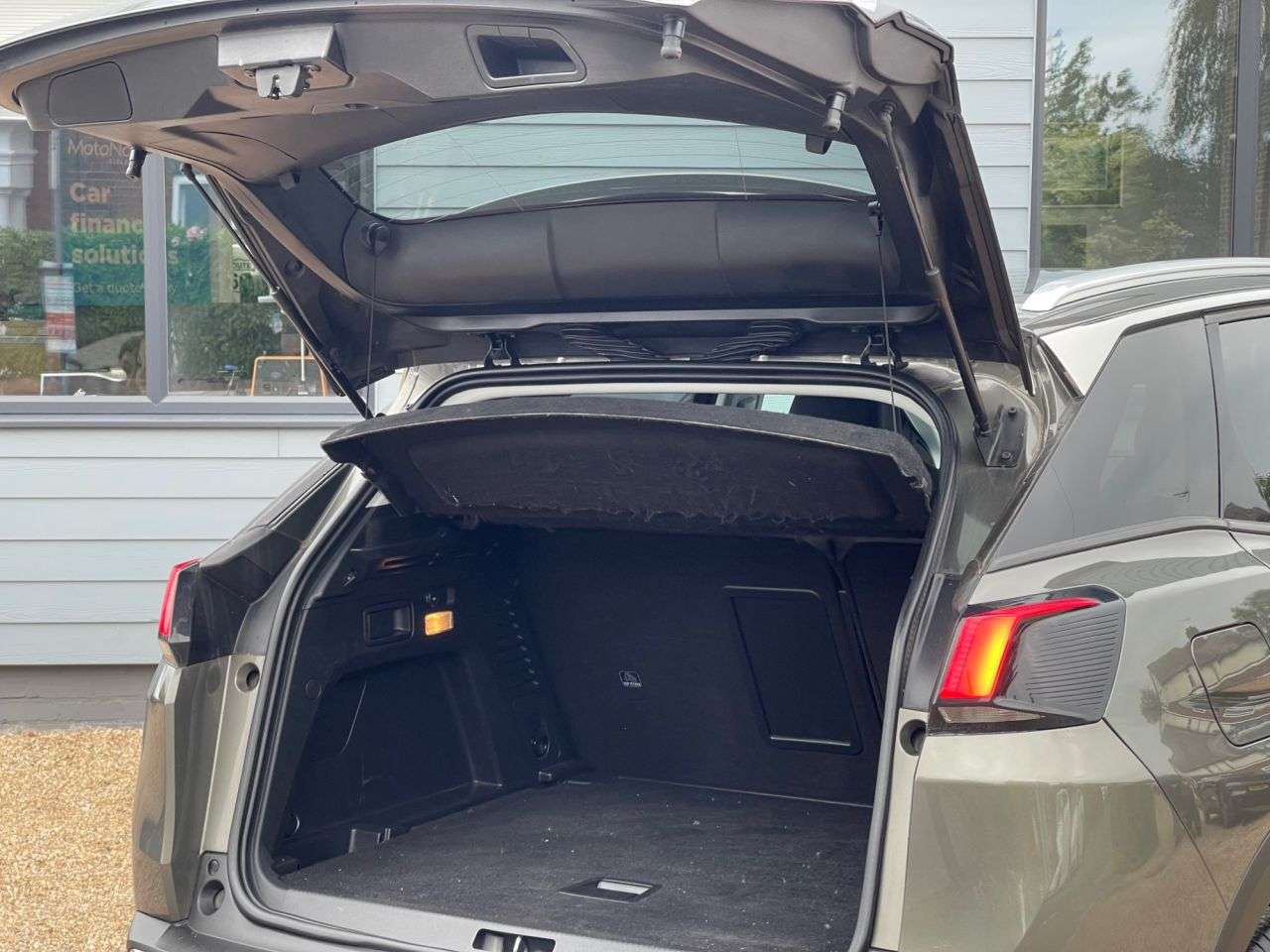 2017 PEUGEOT 3008 2017 PEUGEOT 3008
