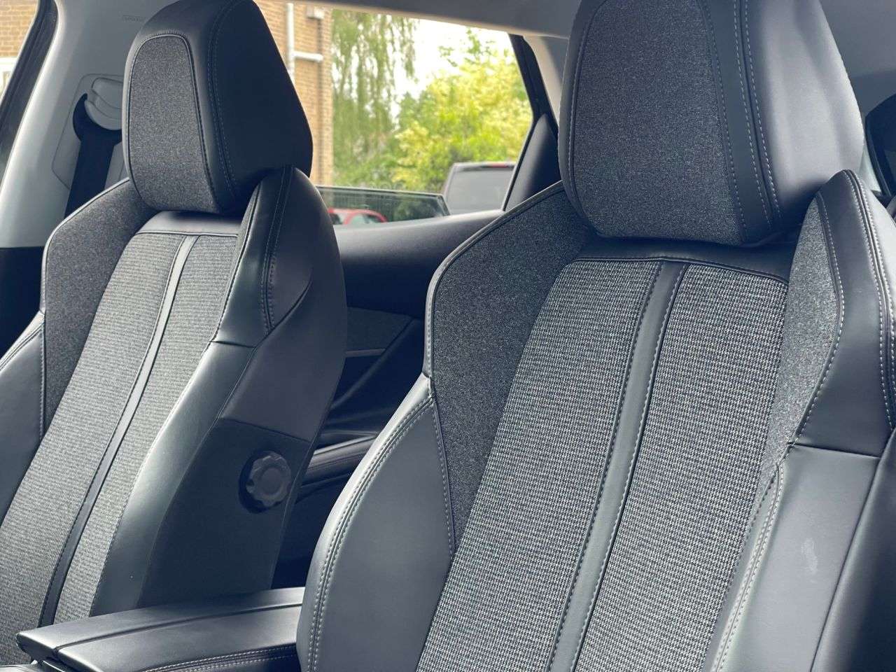 2017 PEUGEOT 3008 2017 PEUGEOT 3008