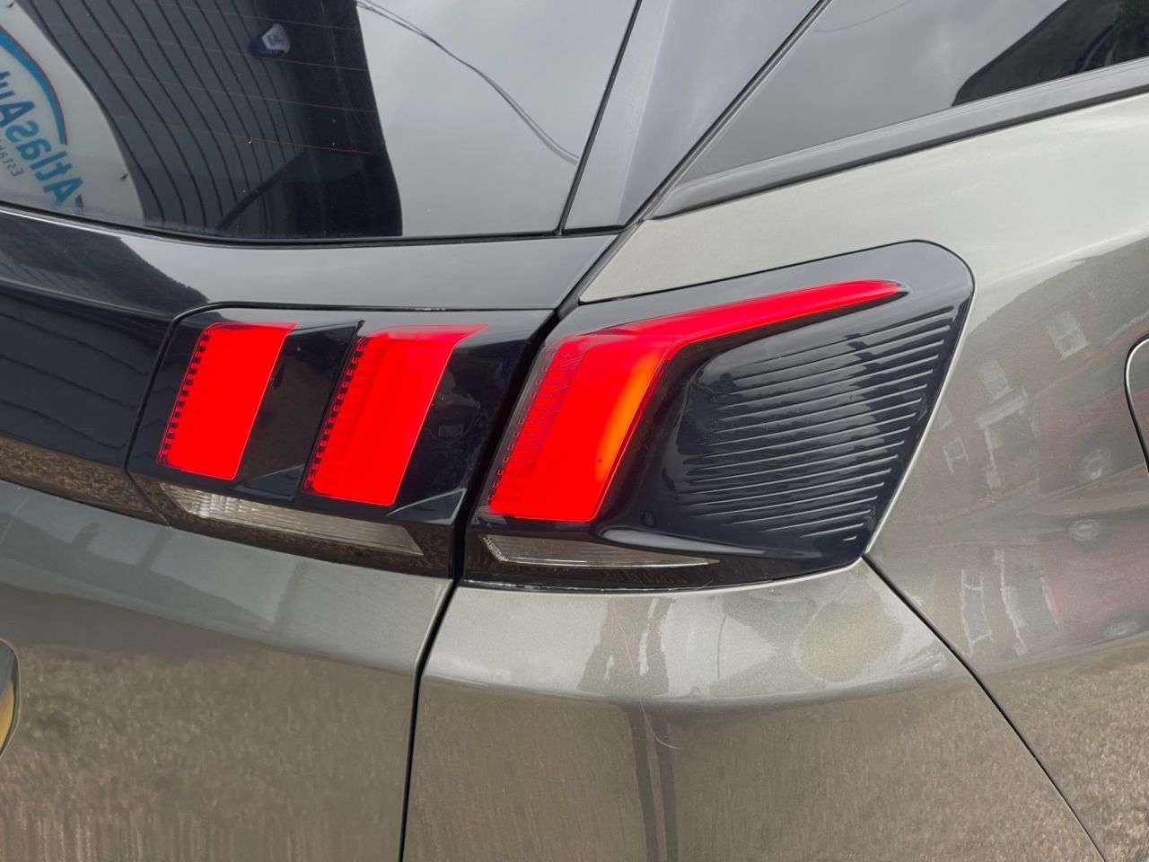 2017 PEUGEOT 3008 2017 PEUGEOT 3008