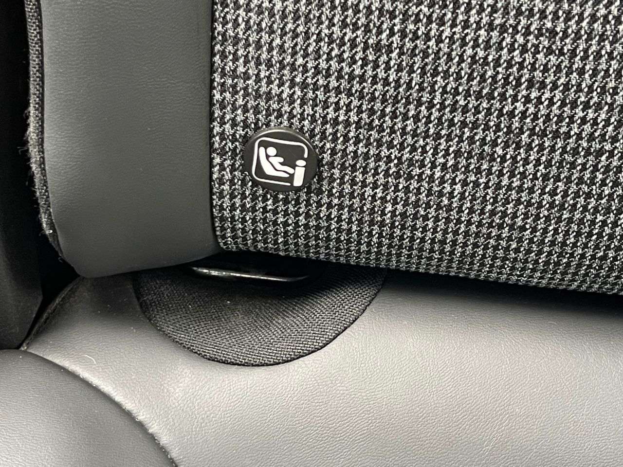 2017 PEUGEOT 3008 2017 PEUGEOT 3008