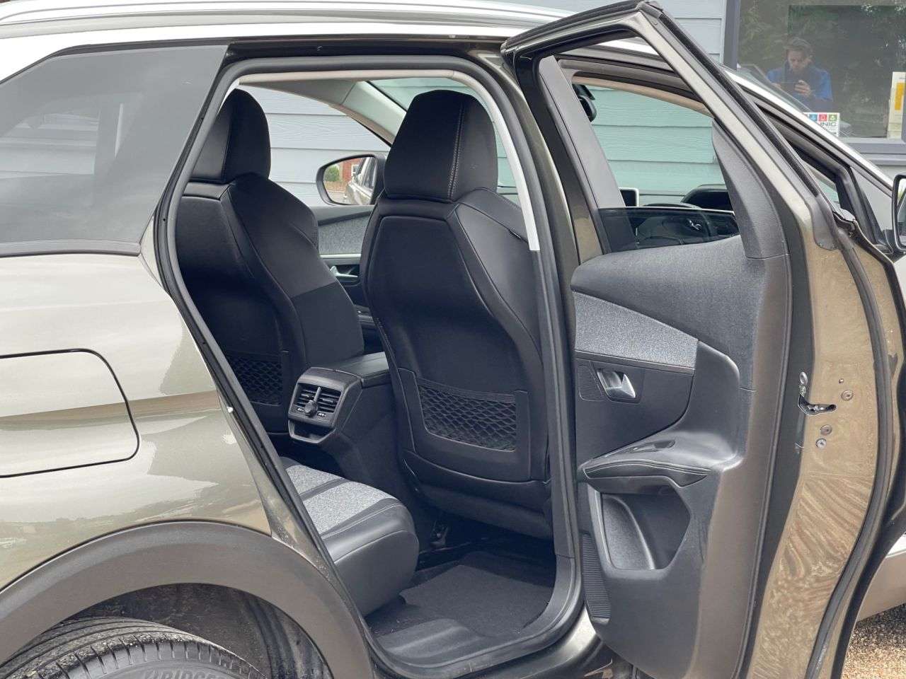 2017 PEUGEOT 3008 2017 PEUGEOT 3008