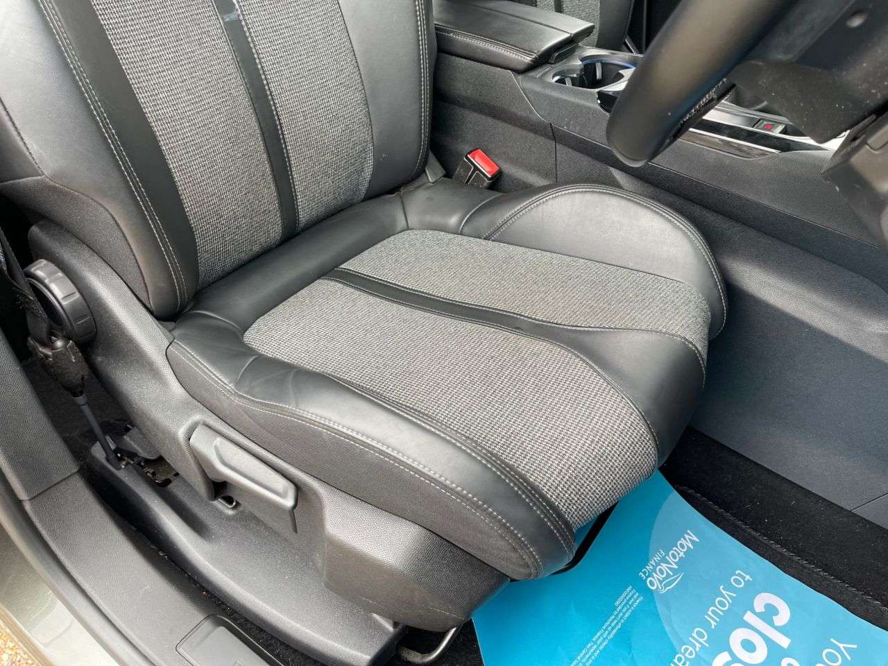 2017 PEUGEOT 3008 2017 PEUGEOT 3008