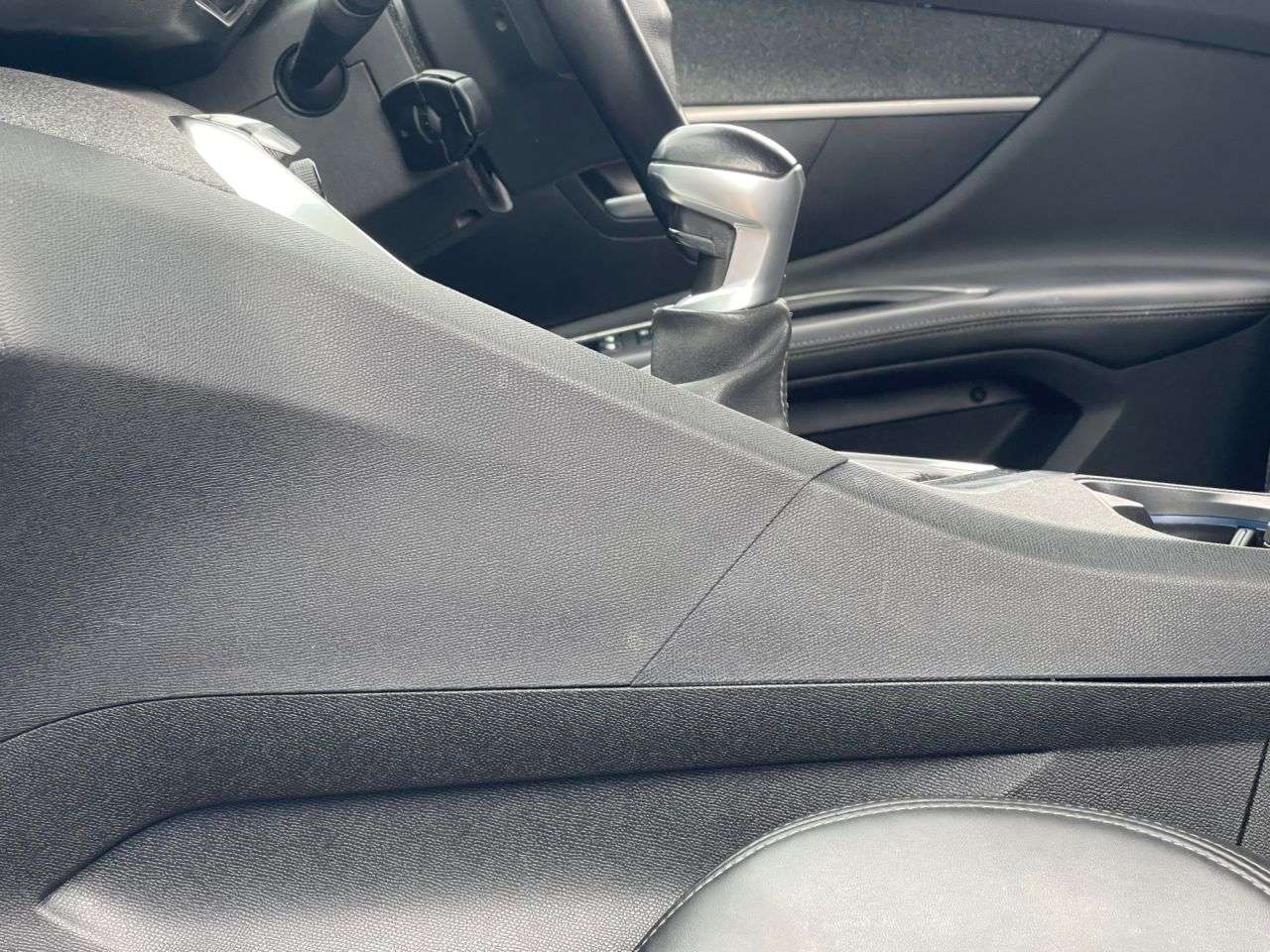 2017 PEUGEOT 3008 2017 PEUGEOT 3008