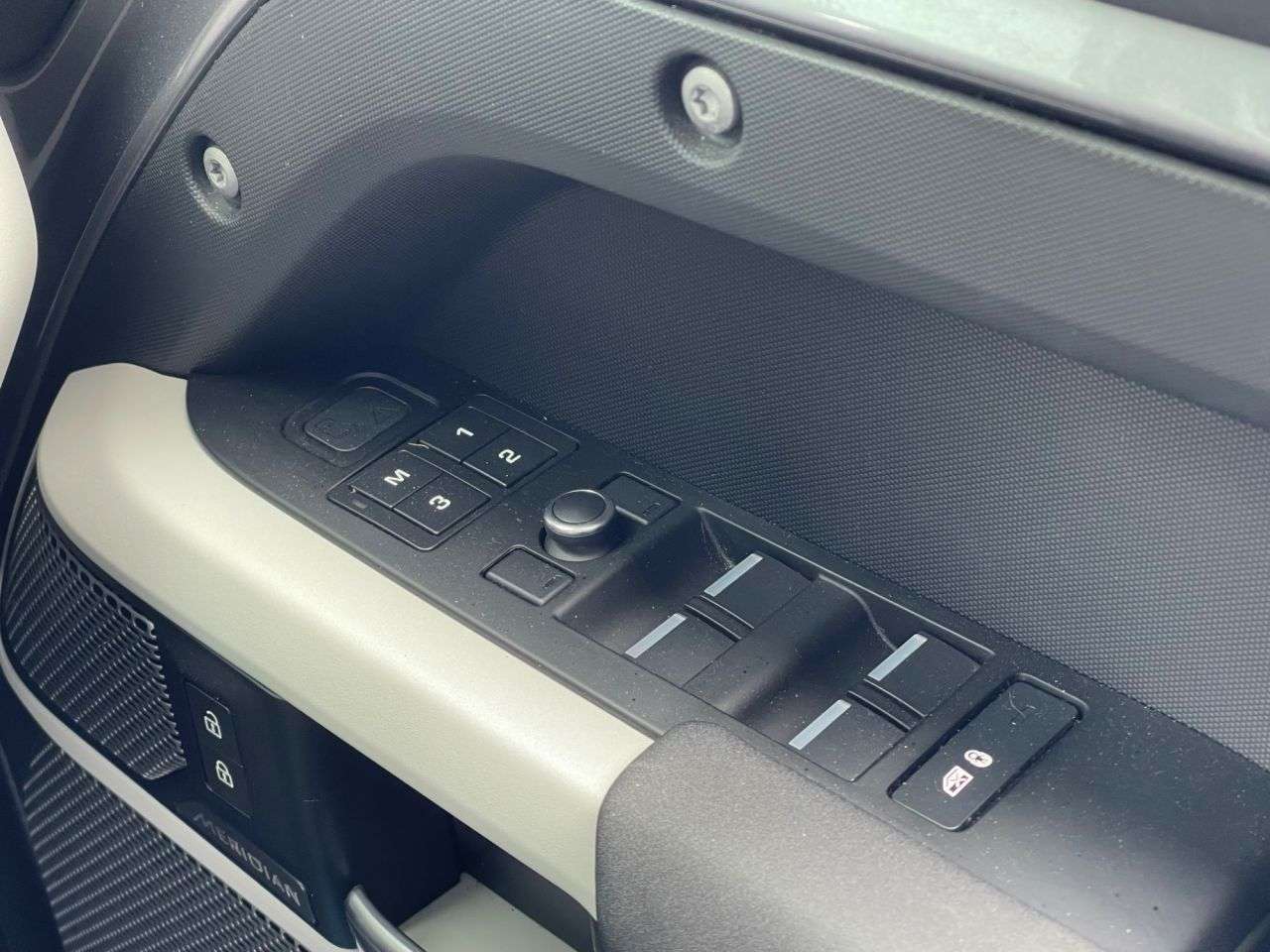 2020 LAND ROVER DEFENDER 2020 LAND ROVER DEFENDER