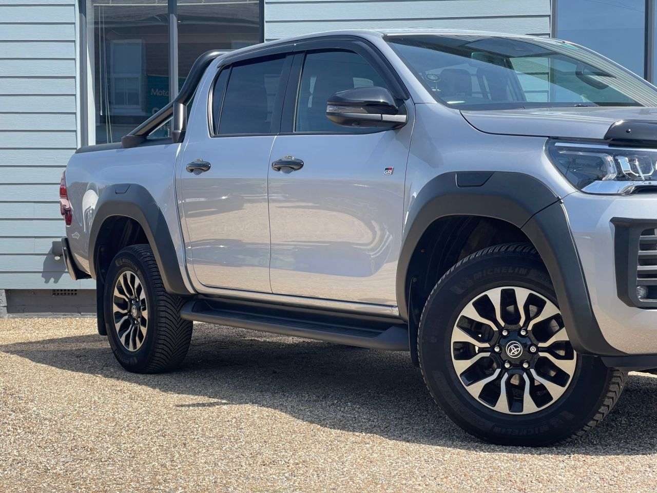 2023 TOYOTA HI-LUX 2023 TOYOTA HI-LUX