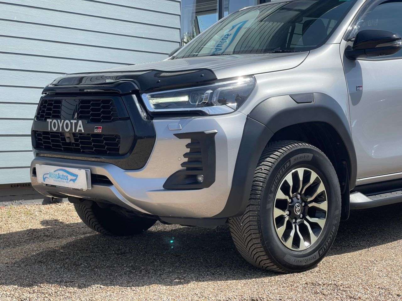 2023 TOYOTA HI-LUX 2023 TOYOTA HI-LUX