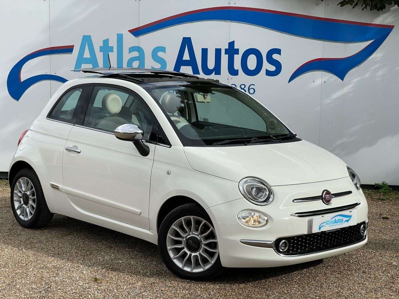 A 2016 FIAT 500 1.2 Lounge Hatchback 3dr Petrol Manual Euro 6 (s/s) (69 bhp) ELEC PANO ROOF A 2016 FIAT 500 1.2 Lounge Hatchback 3dr Petrol Manual Euro 6 (s/s) (69 bhp) ELEC PANO ROOF