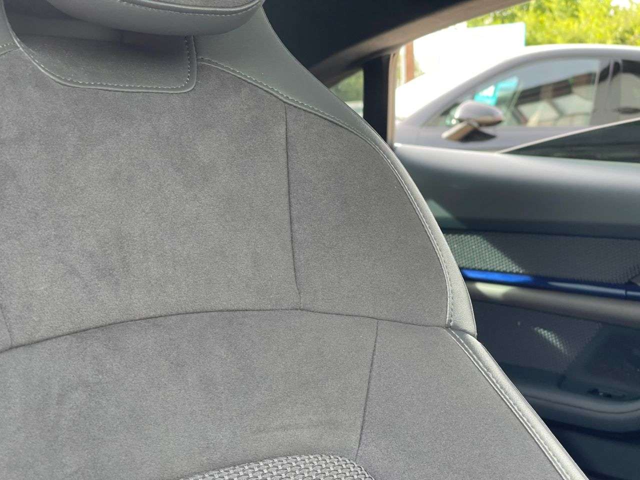 2020 PORSCHE TAYCAN 2020 PORSCHE TAYCAN