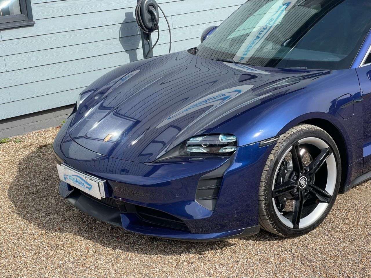 2020 PORSCHE TAYCAN 2020 PORSCHE TAYCAN