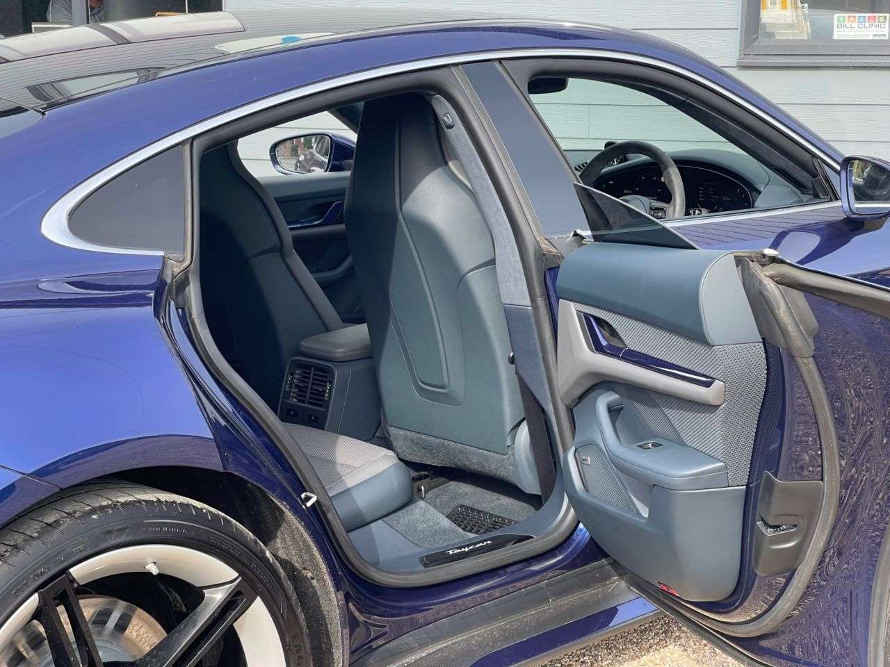 2020 PORSCHE TAYCAN 2020 PORSCHE TAYCAN