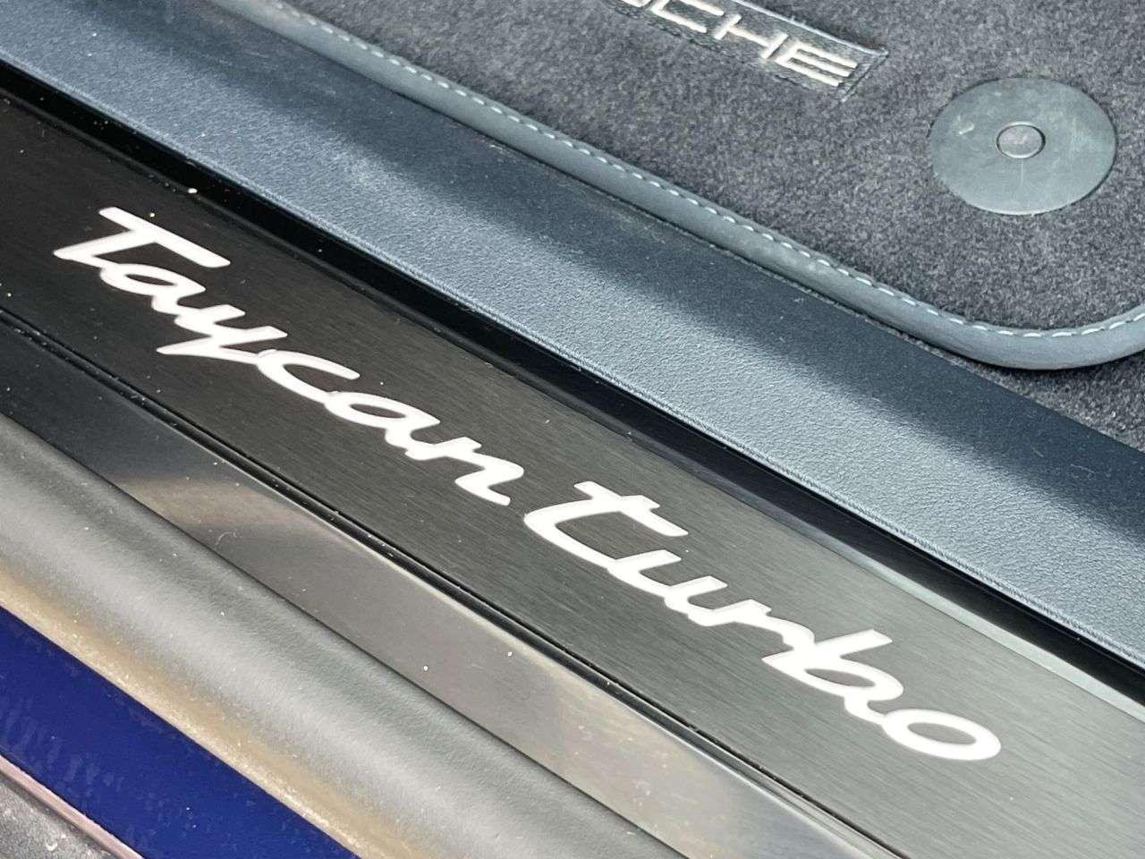 2020 PORSCHE TAYCAN 2020 PORSCHE TAYCAN