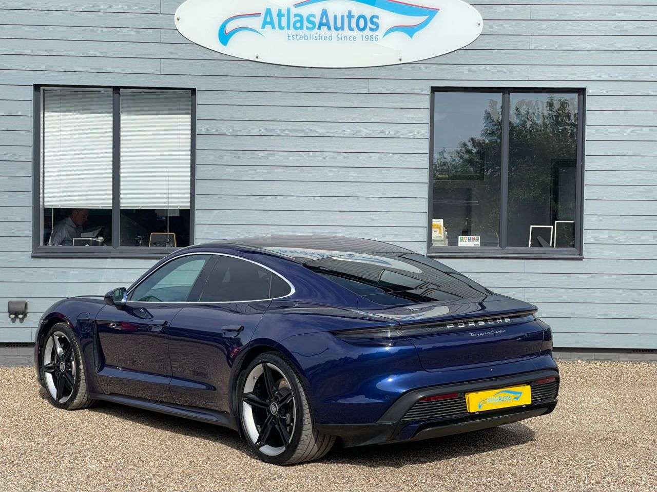 2020 PORSCHE TAYCAN 2020 PORSCHE TAYCAN