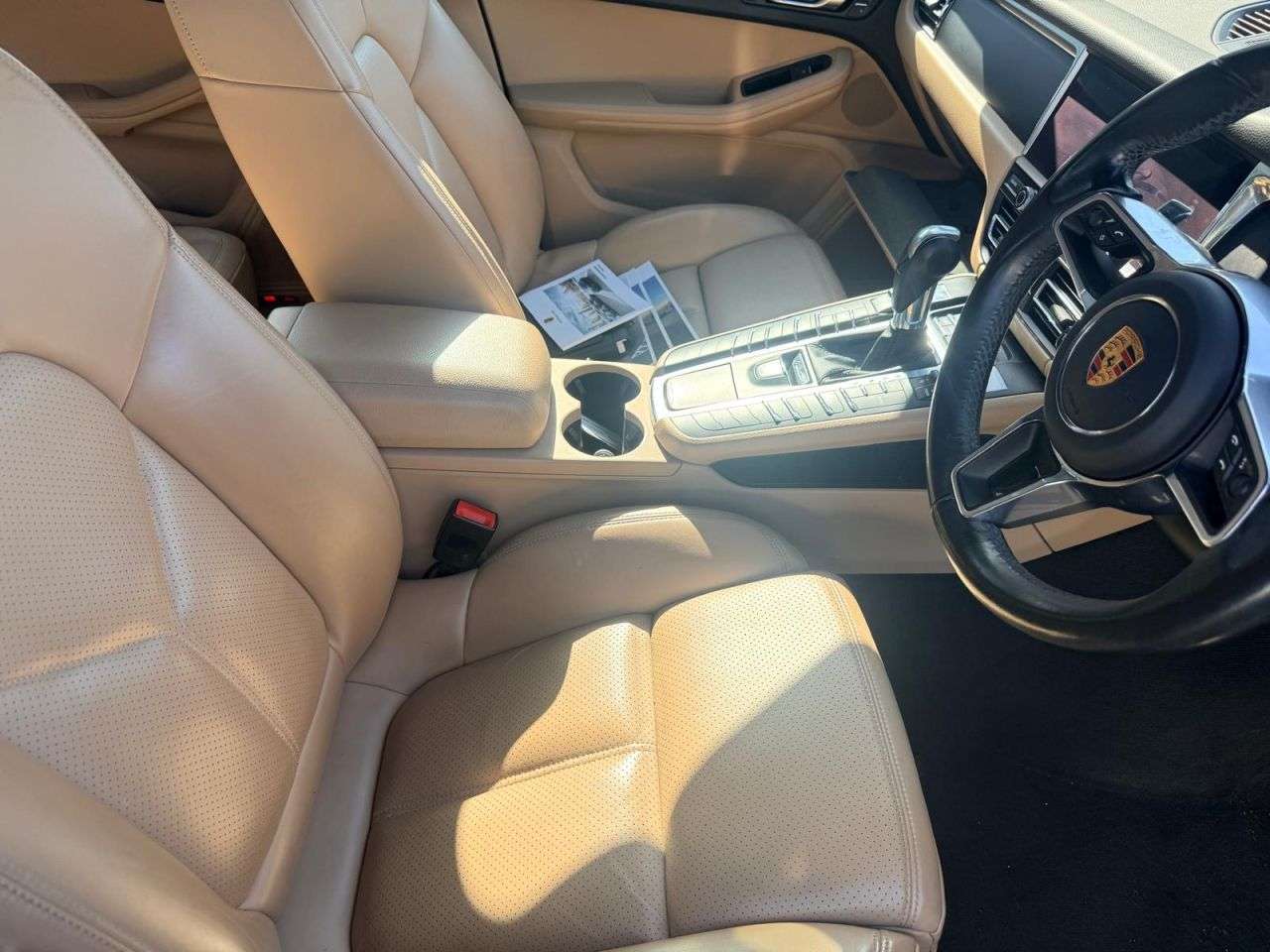 2019 PORSCHE MACAN 2019 PORSCHE MACAN
