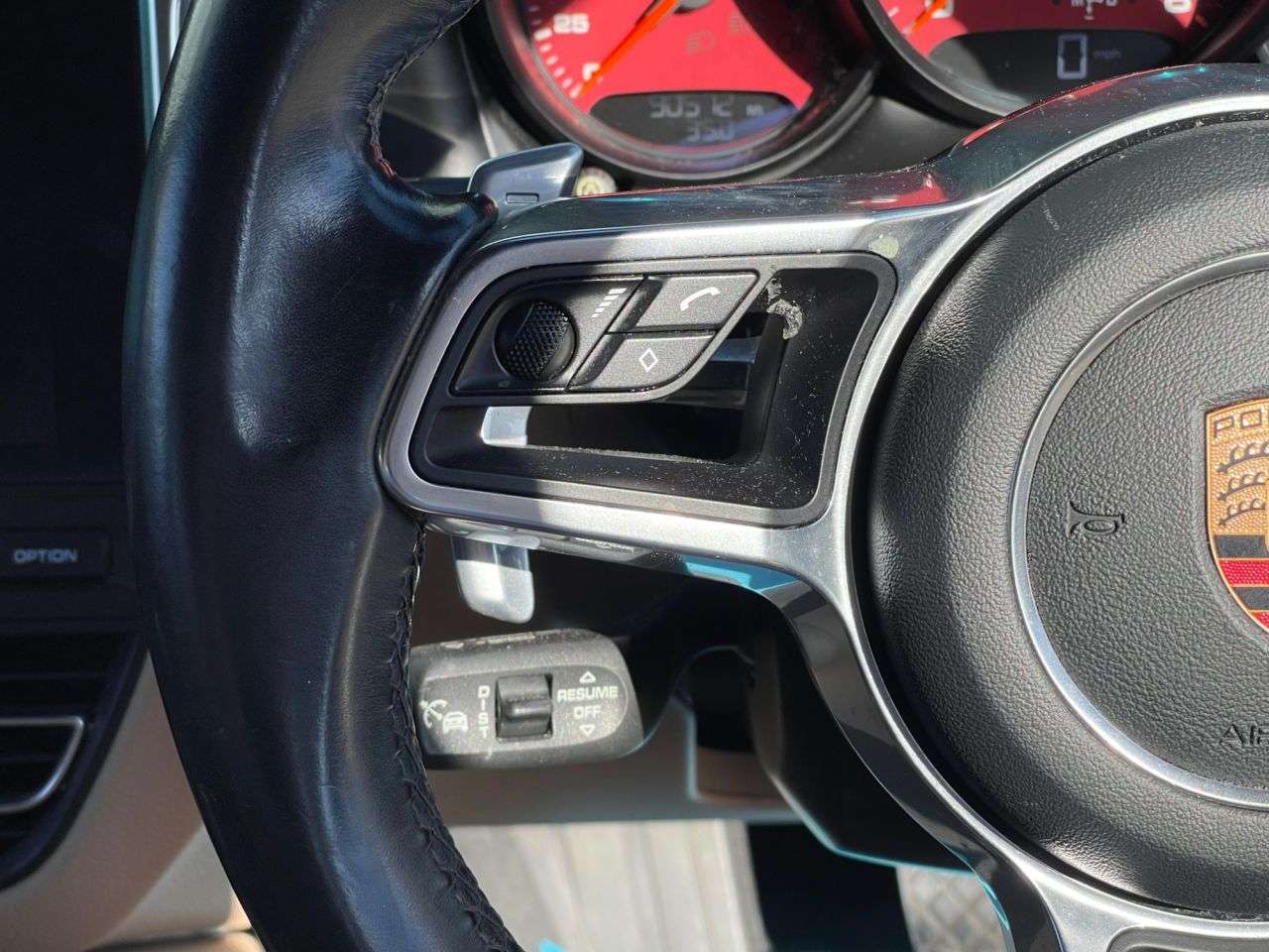 2019 PORSCHE MACAN 2019 PORSCHE MACAN