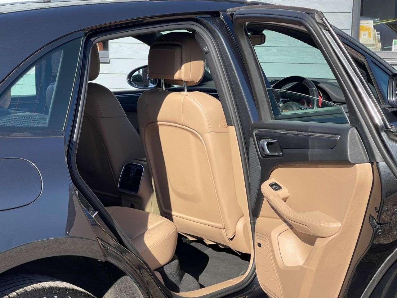 2019 PORSCHE MACAN 2019 PORSCHE MACAN