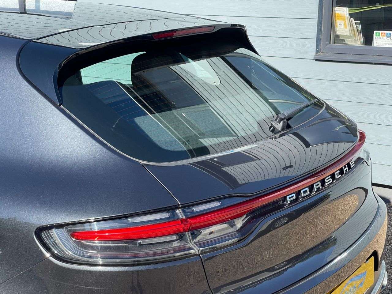 2019 PORSCHE MACAN 2019 PORSCHE MACAN