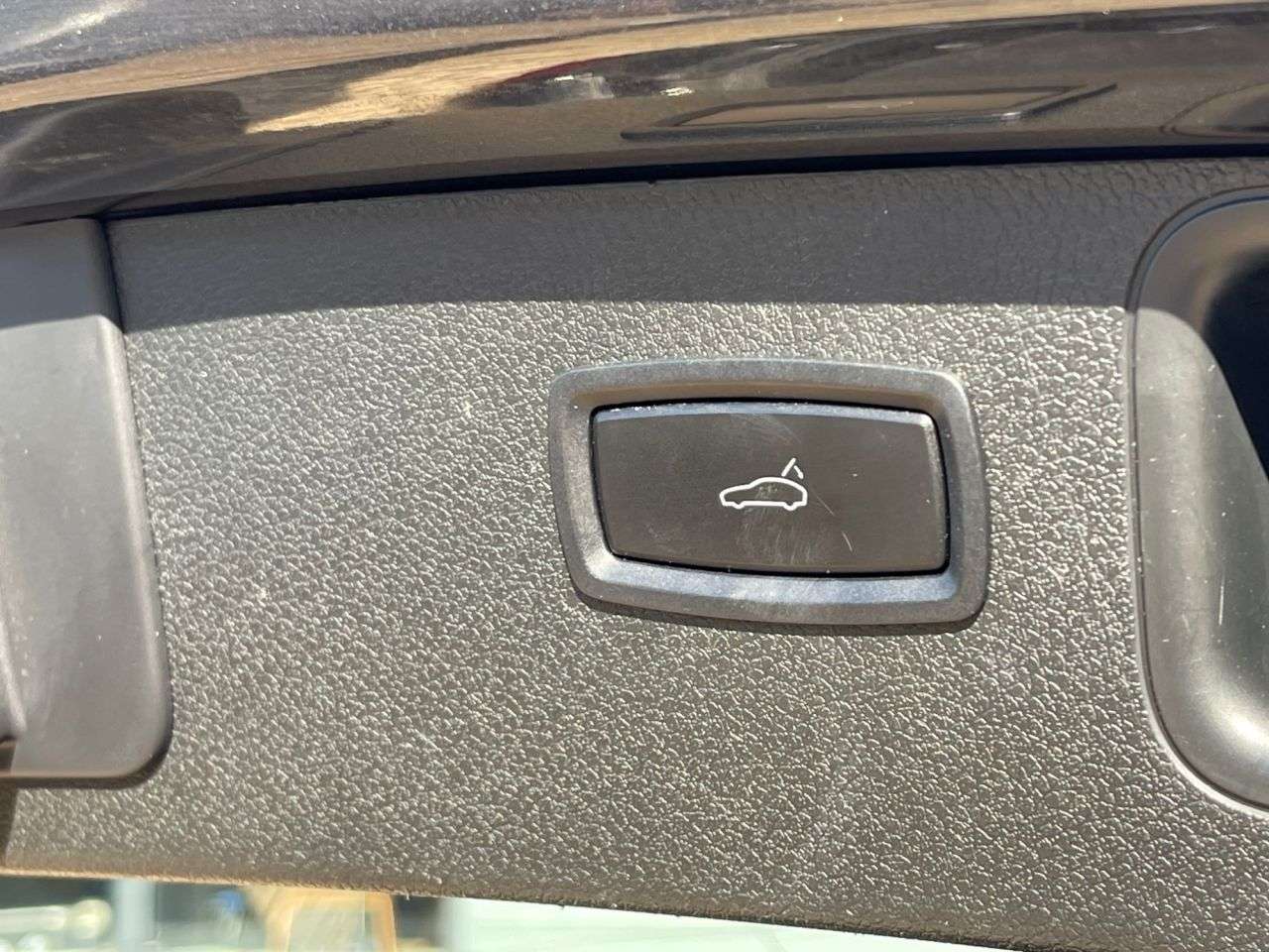 2019 PORSCHE MACAN 2019 PORSCHE MACAN