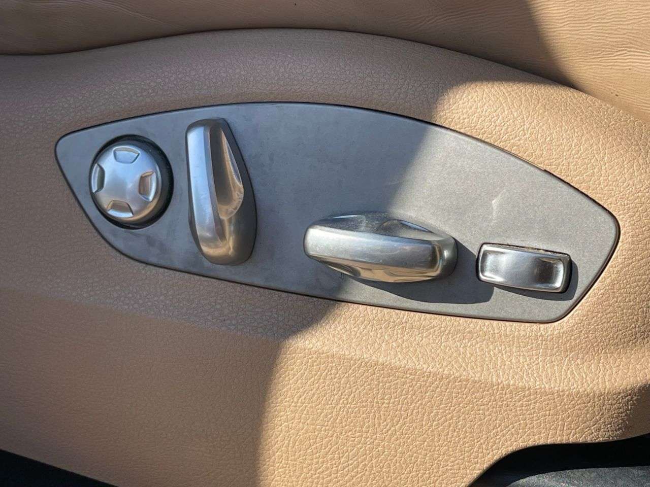 2019 PORSCHE MACAN 2019 PORSCHE MACAN
