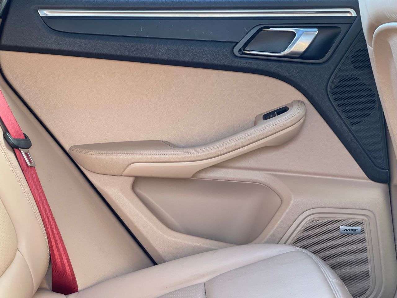 2019 PORSCHE MACAN 2019 PORSCHE MACAN