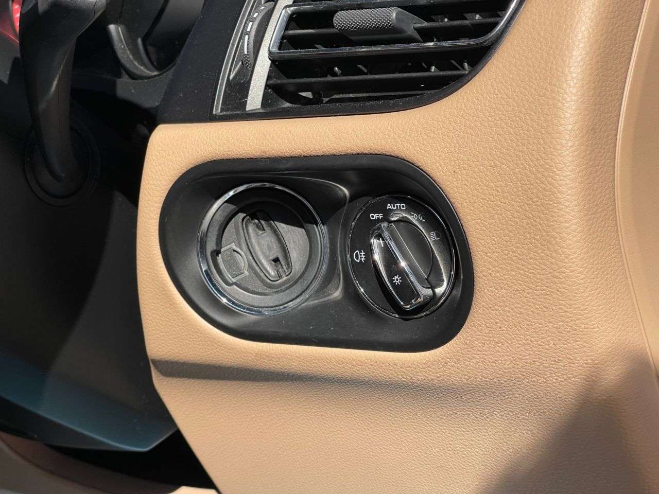 2019 PORSCHE MACAN 2019 PORSCHE MACAN
