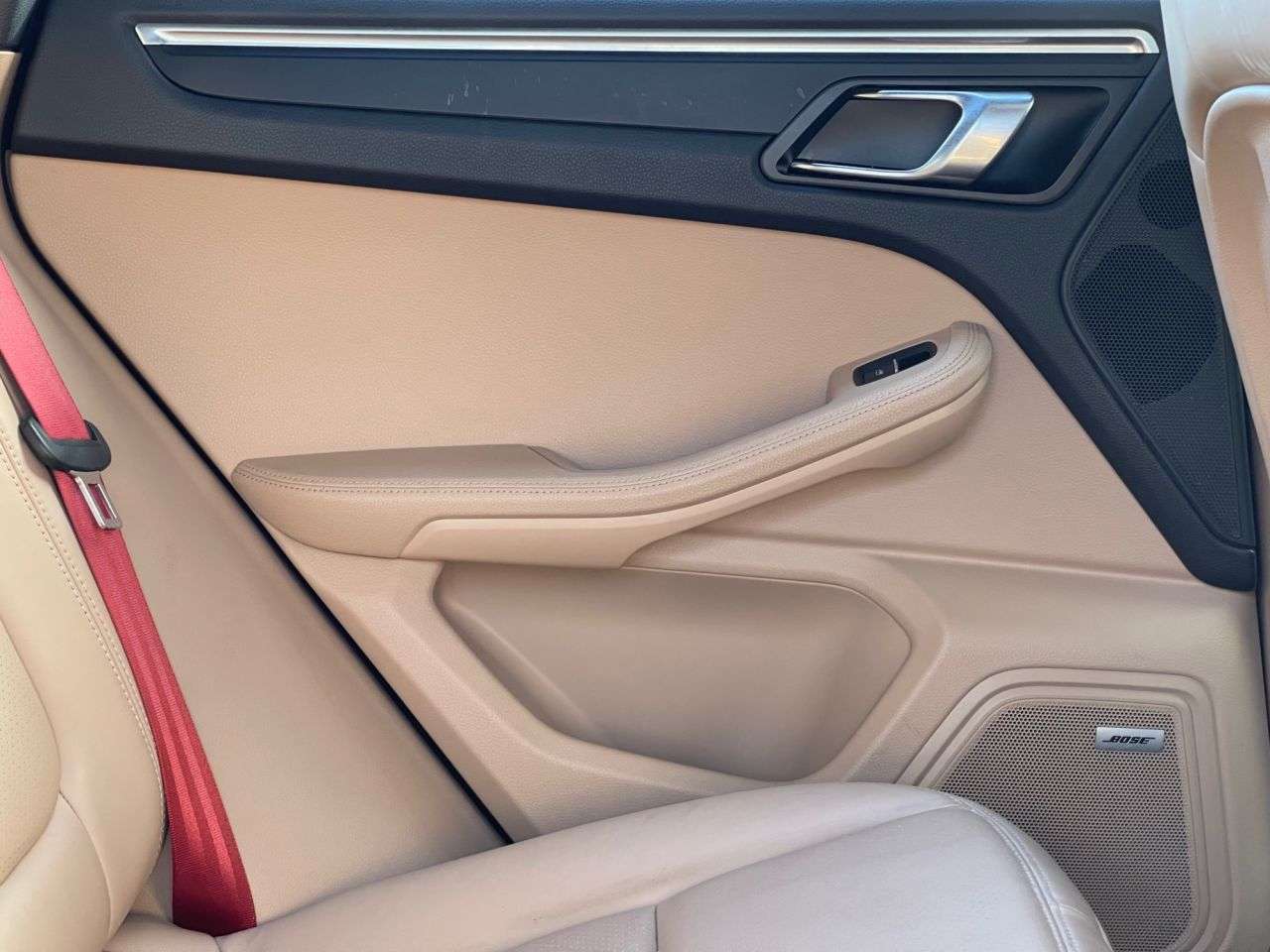 2019 PORSCHE MACAN 2019 PORSCHE MACAN