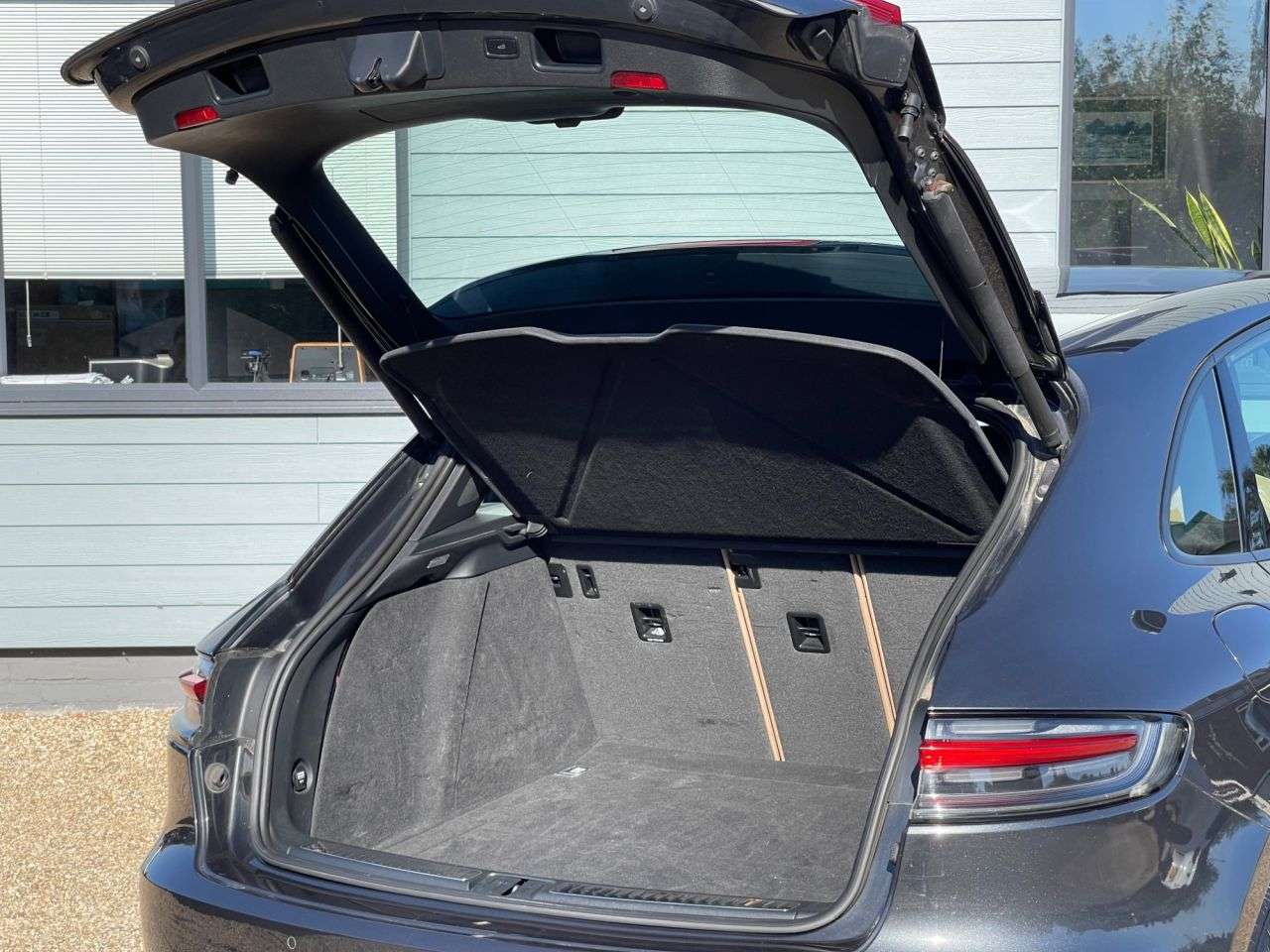 2019 PORSCHE MACAN 2019 PORSCHE MACAN