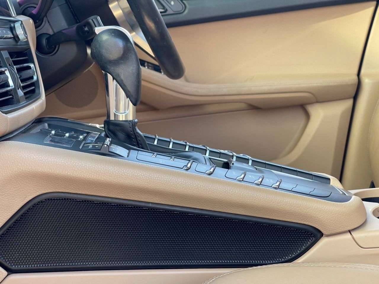 2019 PORSCHE MACAN 2019 PORSCHE MACAN