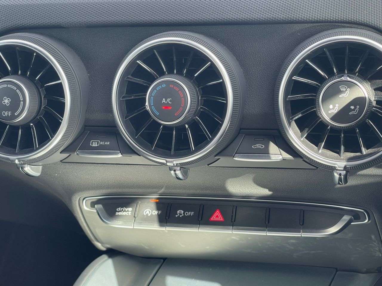 2020 AUDI TT 2020 AUDI TT