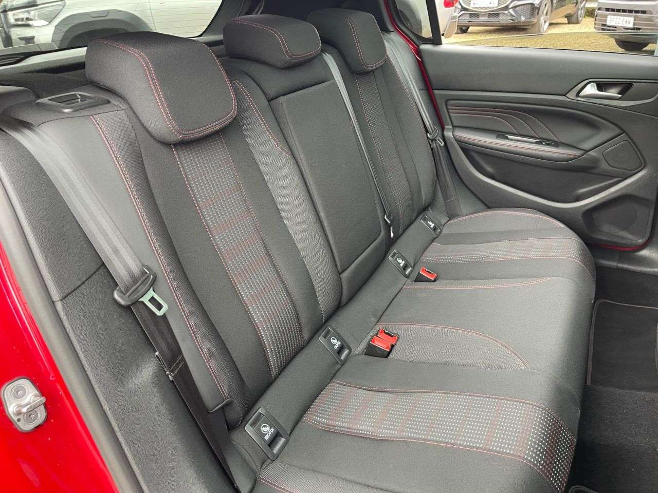 2018 PEUGEOT 308 2018 PEUGEOT 308